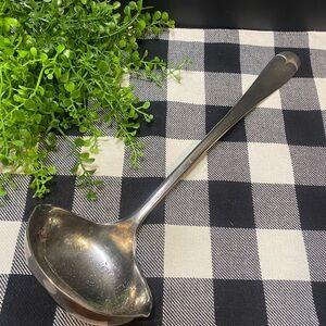 Vintage LEONARD Silverplate 13" Ladle with Double Pour Spout. ITALY